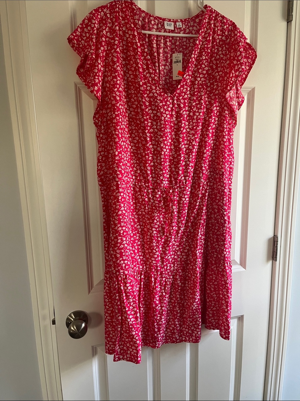 GAP Hot Pink Floral Tiered V-Neck Dress